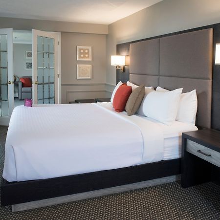 Crowne Plaza Fredericton Lord Beaverbrook By Ihg Εξωτερικό φωτογραφία