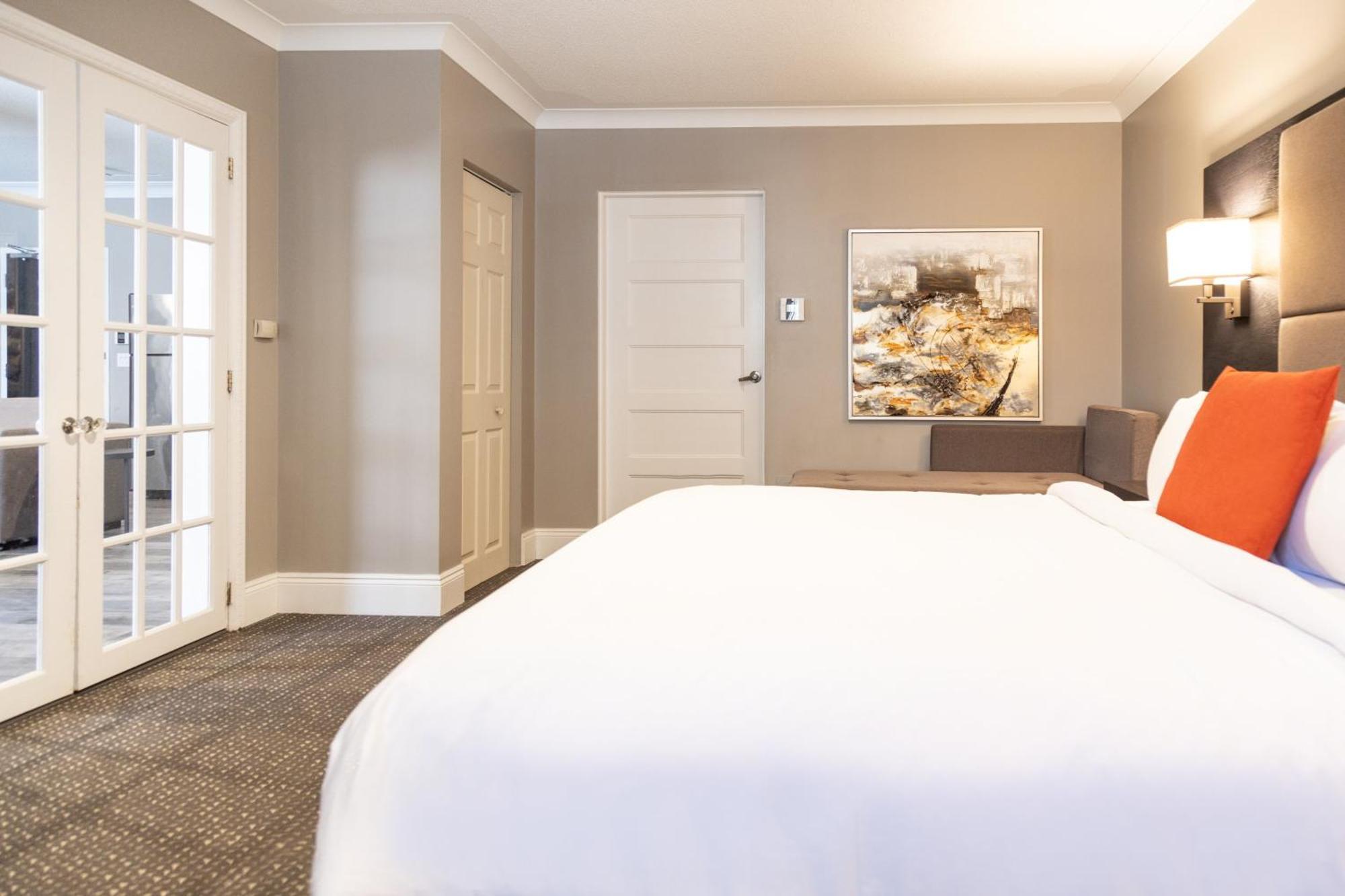 Crowne Plaza Fredericton Lord Beaverbrook By Ihg Εξωτερικό φωτογραφία
