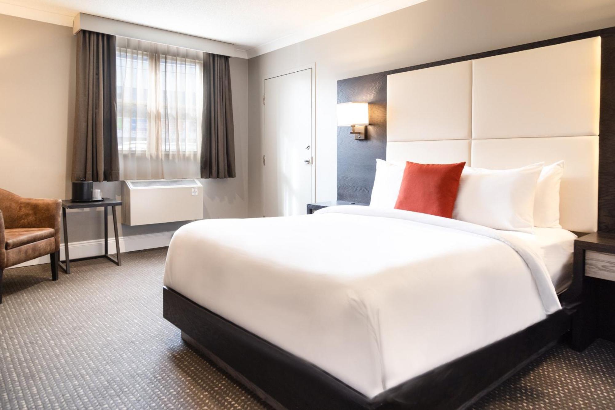 Crowne Plaza Fredericton Lord Beaverbrook By Ihg Εξωτερικό φωτογραφία